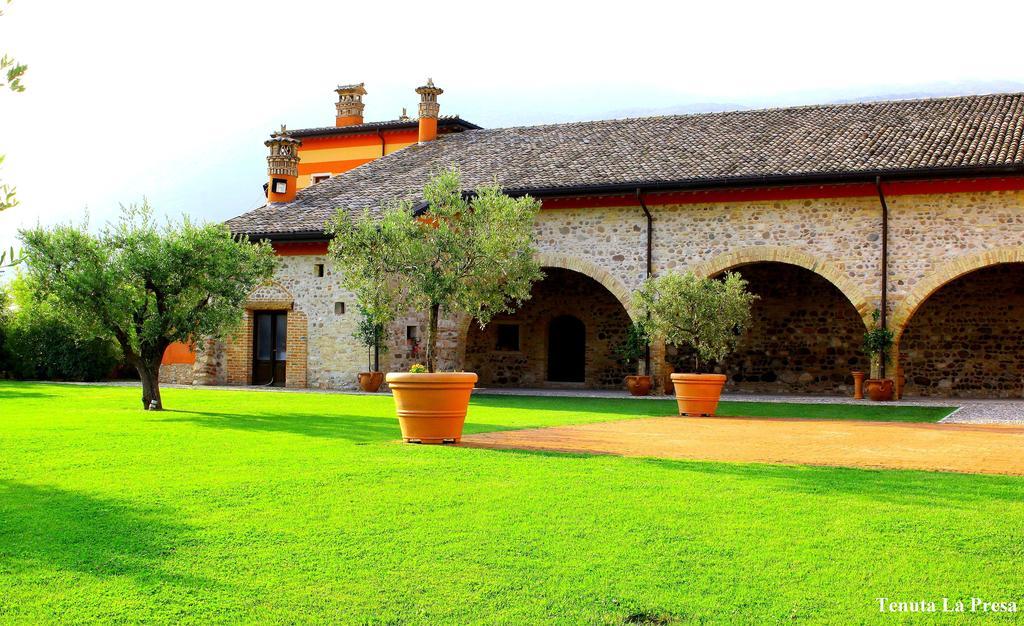 Tenuta La Presa คาปริโน เวโรเนเซ ภายนอก รูปภาพ