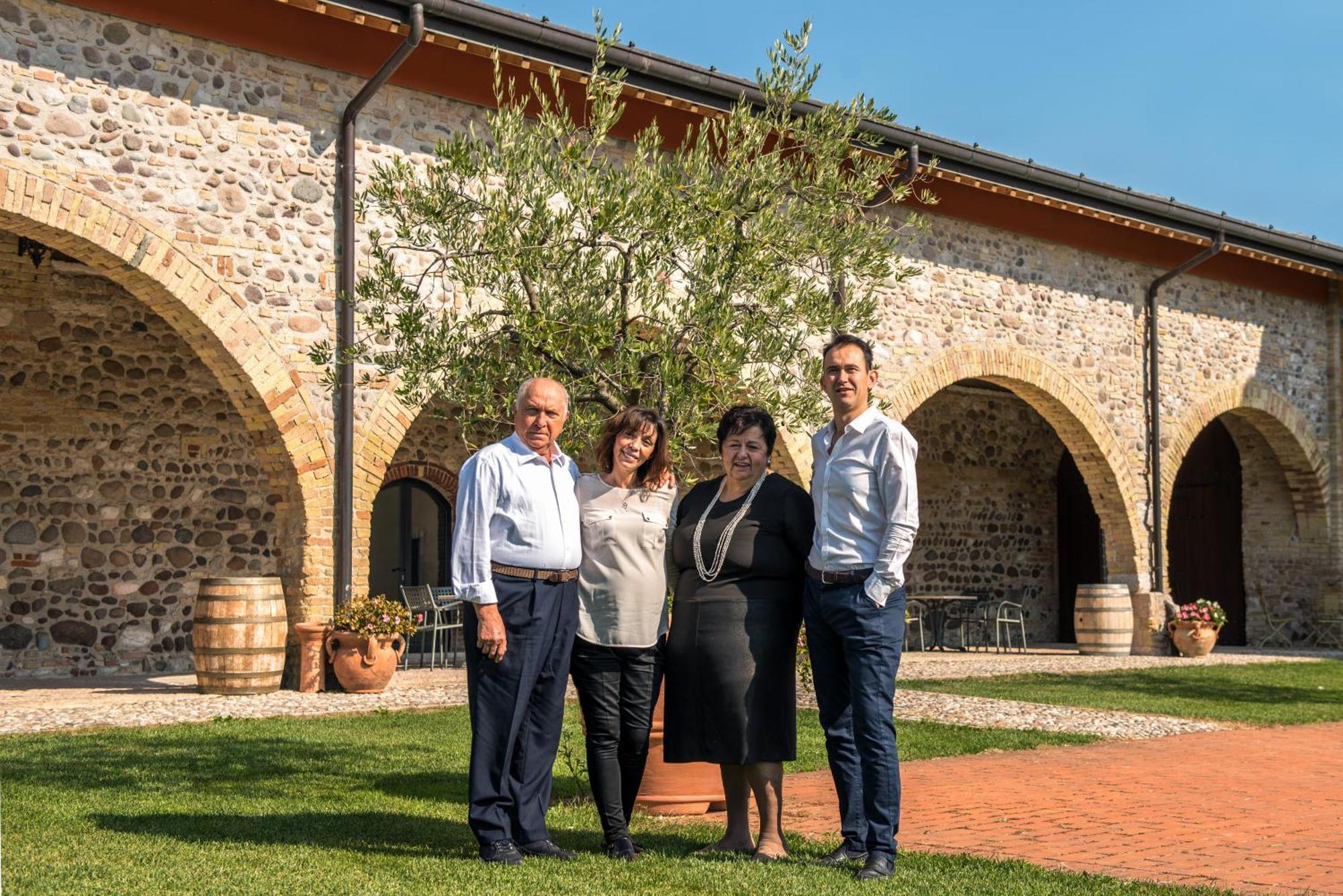 Tenuta La Presa คาปริโน เวโรเนเซ ภายนอก รูปภาพ