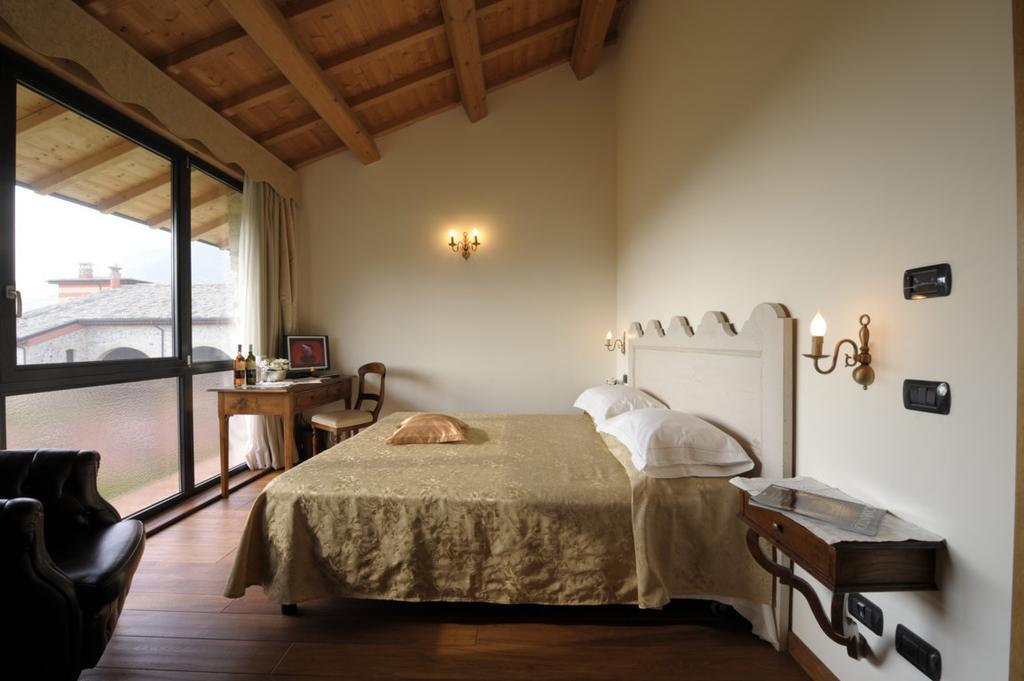 Tenuta La Presa คาปริโน เวโรเนเซ ห้อง รูปภาพ