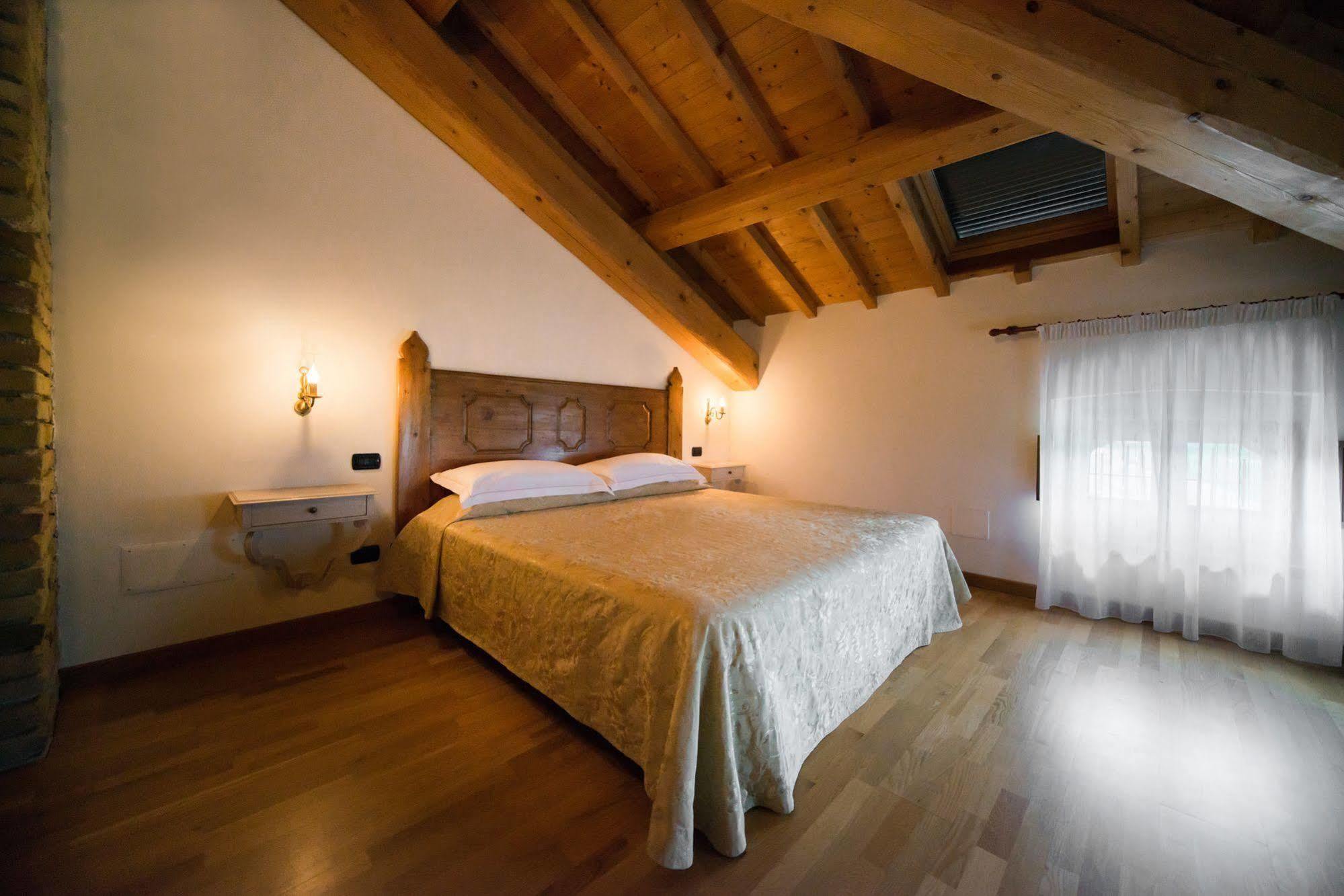 Tenuta La Presa คาปริโน เวโรเนเซ ภายนอก รูปภาพ